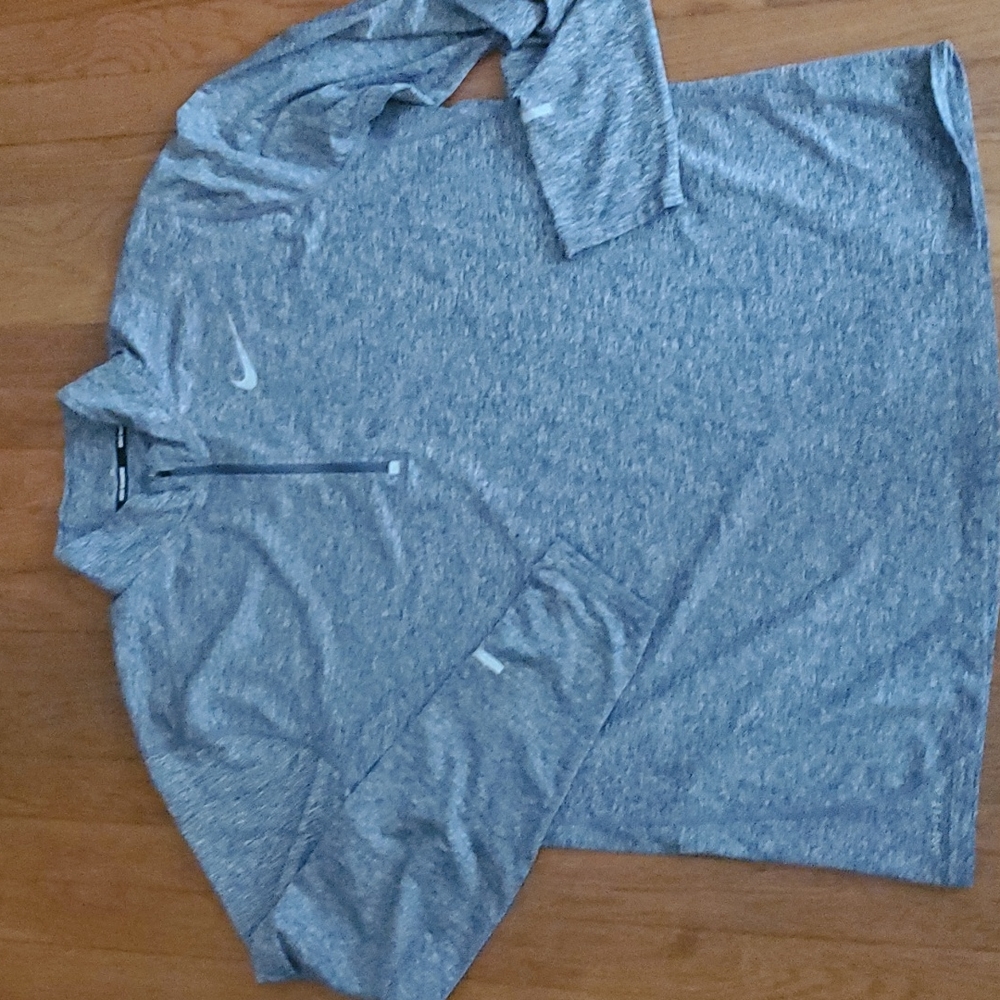 Mens NIKE Dri Fit Shirt